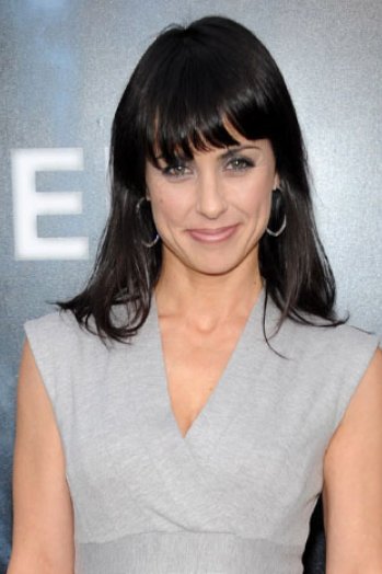 How tall is Constance Zimmer?